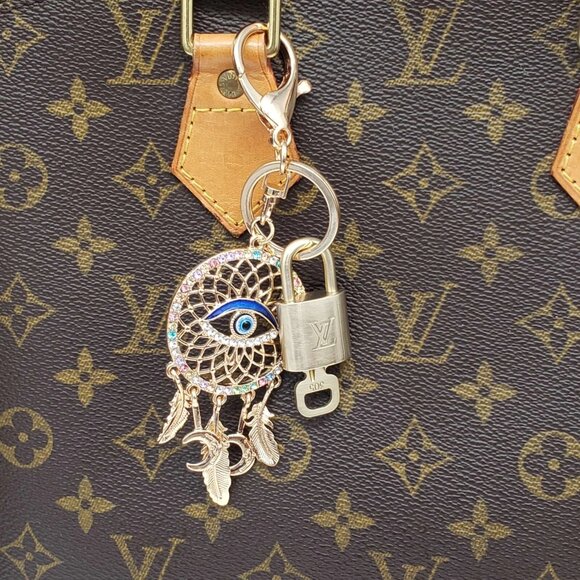 Authentic Louis Vuitton Lock & Key with unbranded Bagcharm, Keycharm, Keychain - Picture 2 of 7